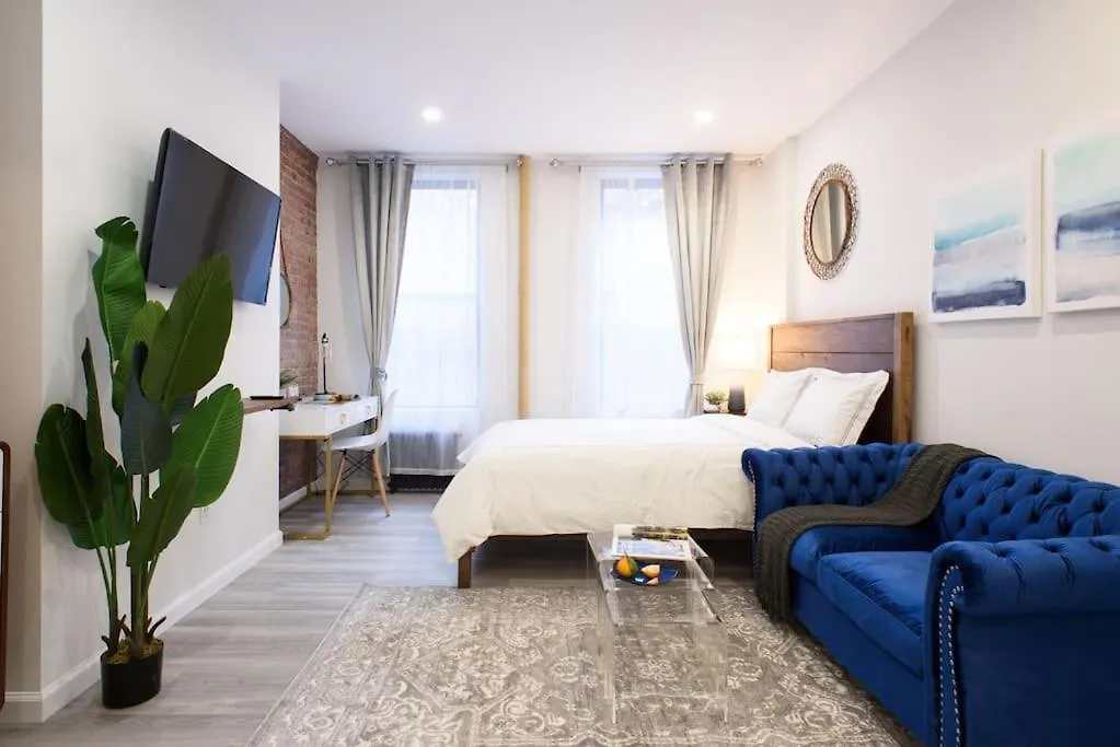 Apartment 240-9 Luxury Prime Location Studio W&D New York