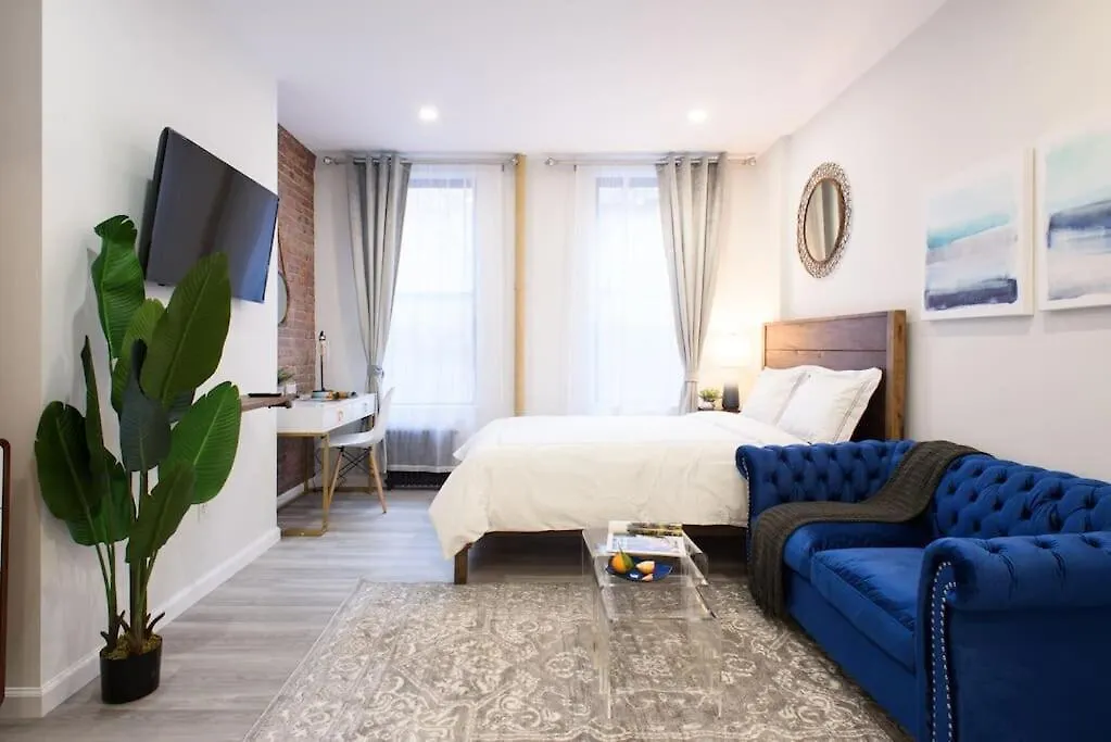 240-9 Luxury Prime Location Studio W&D New York